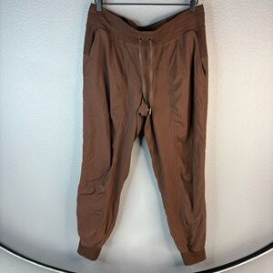 Lululemon - Brown Dance Studio Joggers